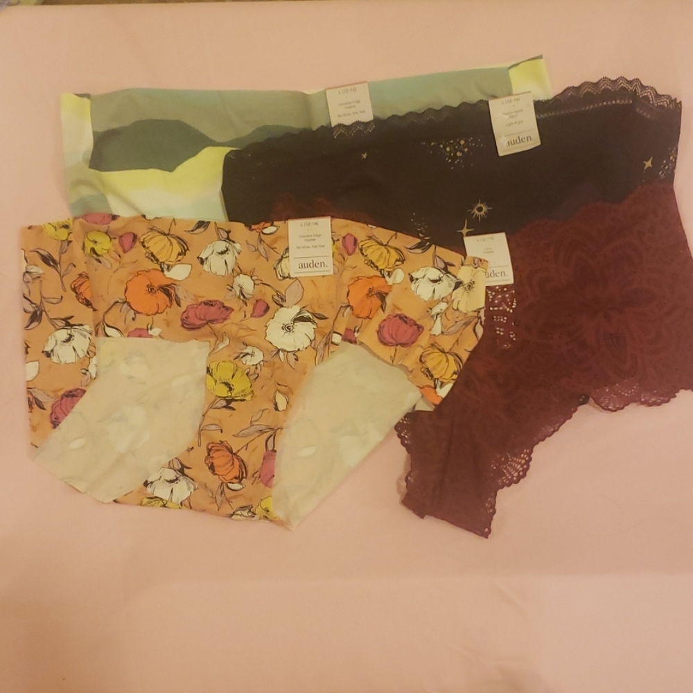 Lot of 4 panties